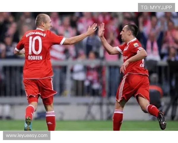 罗本与里贝里：边路爆点分化，单点爆破更集中 vs 多点串联更分散